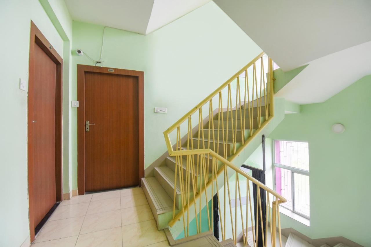 Oyo 8125 Orchid Inn Καλκούτα Εξωτερικό φωτογραφία