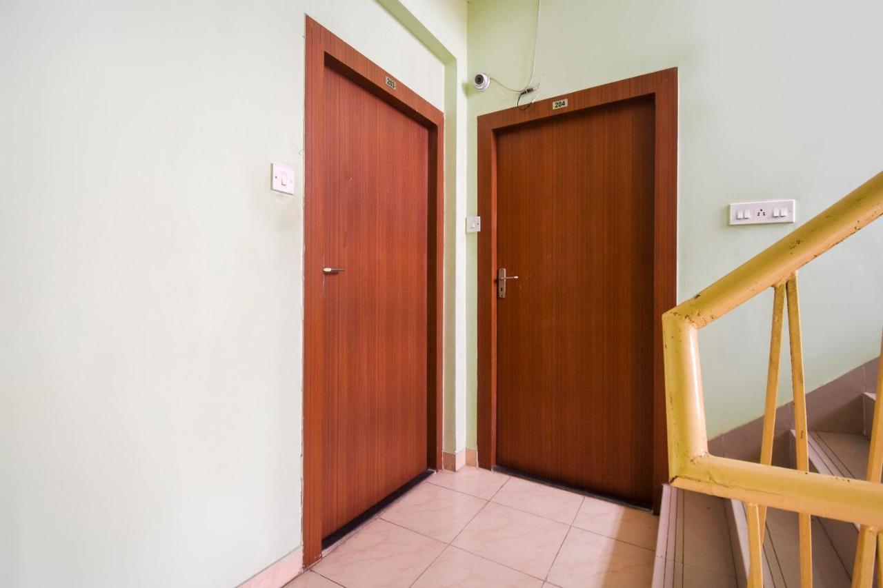 Oyo 8125 Orchid Inn Καλκούτα Εξωτερικό φωτογραφία